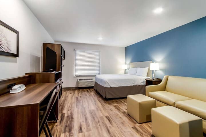 Room 19 of 53