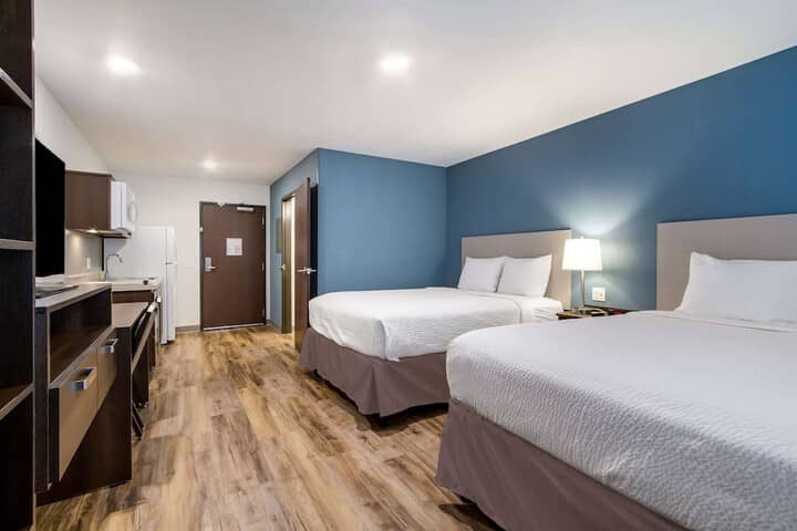Room 22 of 53